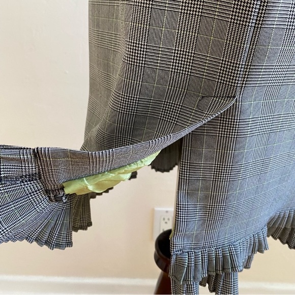 VINTAGE PLAZA SOUTH SKIRT JACKET 2Pc SET SUIT PLAID GRAY SIZE 6 RUFFLE OFFICE - Picture 12 of 12